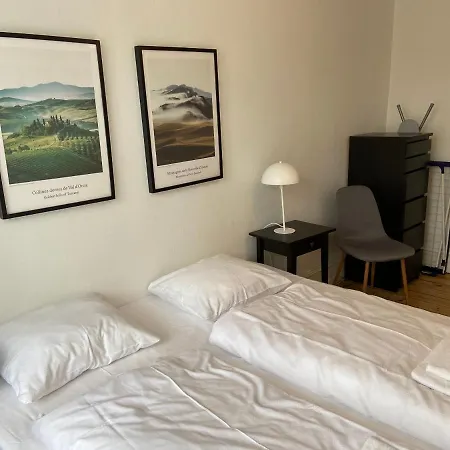 Apartamento Bright 2-bedroom In Elegant Osterbro Copenhaga