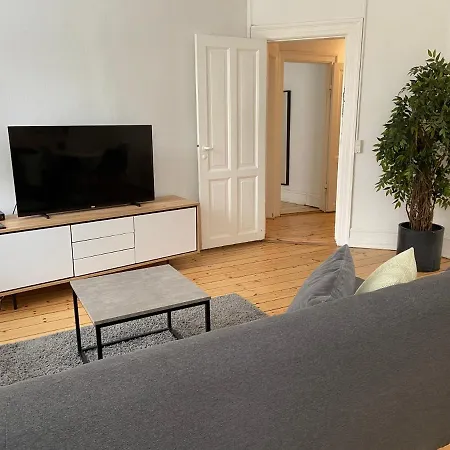 Bright 2-bedroom In Elegant Osterbro Apartment