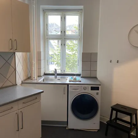Apartamento Bright 2-bedroom In Elegant Osterbro Copenhaga